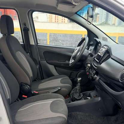 FIAT-UNO-2015