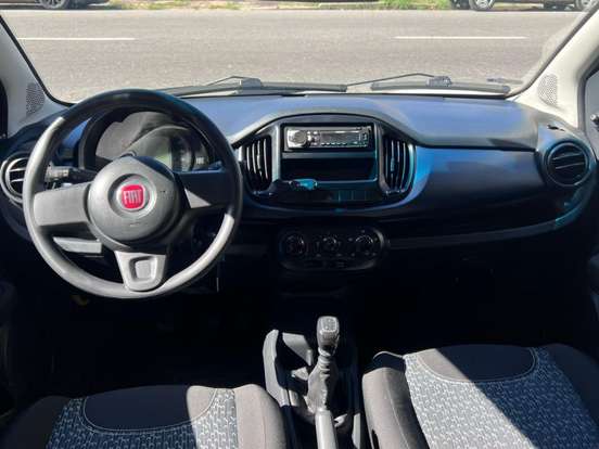 FIAT-UNO-2021