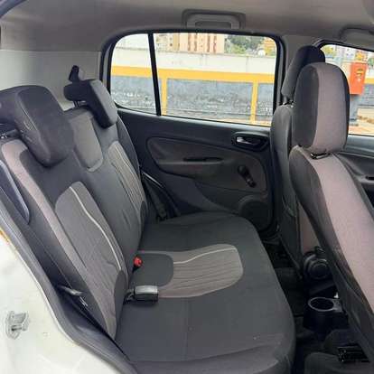 FIAT-UNO-1.4 EVO WAY 8V FLEX 4P MANUAL FIAT-UNO-2015