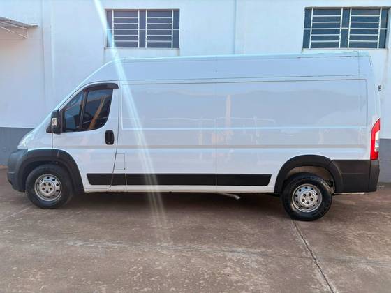 FIAT DUCATO 2.3 MULTIJET DIESEL MAXICARGO MANUAL