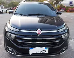 FIAT TORO 2.0 16V TURBO DIESEL VOLCANO 4WD AT9 FIAT TORO 2.0 16V TURBO DIESEL VOLCANO 4WD AT9