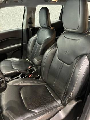 FIAT TORO 2.0 16V TURBO DIESEL VOLCANO 4WD AT9