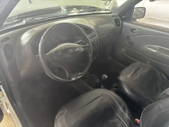 FORD-COURIER-2011