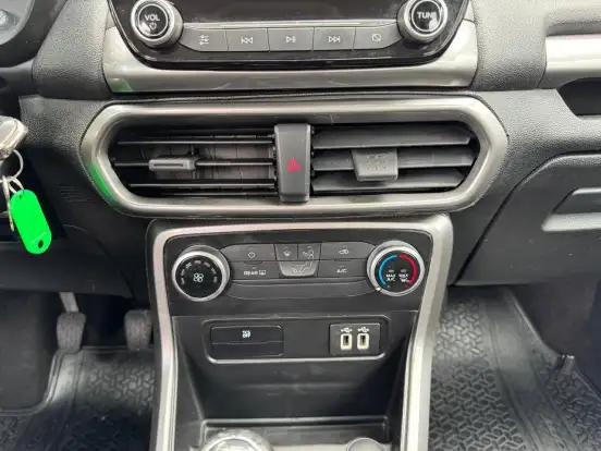 FORD-ECOSPORT-2018