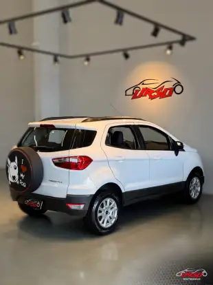 FORD-ECOSPORT-2015