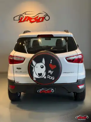 FORD-ECOSPORT-2015