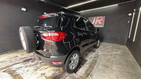 FORD-ECOSPORT-2012