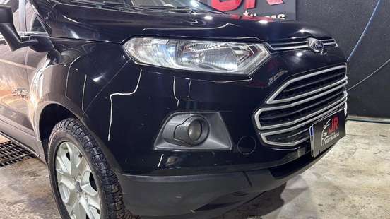 FORD-ECOSPORT-2012