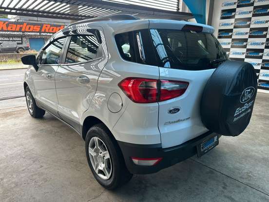 FORD-ECOSPORT-2016