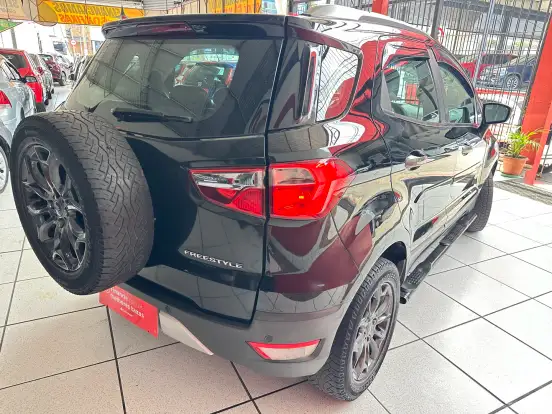 FORD-ECOSPORT-2012