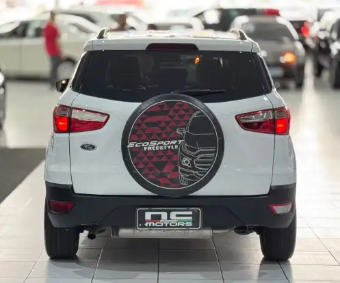 FORD-ECOSPORT-2014