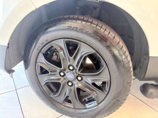 FORD-ECOSPORT-2012