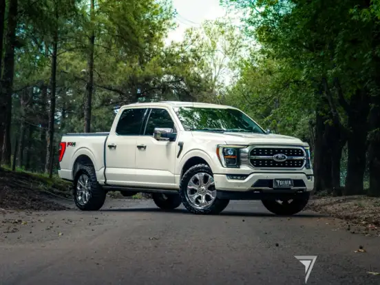 FORD-F-150-5.0 V8 GASOLINA CD PLATINUM FX4 AUTOMÁTICO FORD-F-150-2023