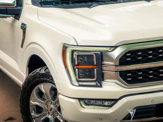 FORD-F-150-5.0 V8 GASOLINA CD PLATINUM FX4 AUTOMÁTICO FORD-F-150-2023