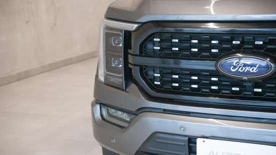FORD-F-150-2023