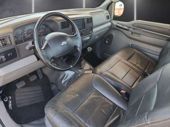 FORD-F-250-3.9 XLT 4X2 CS DIESEL 2P MANUAL FORD-F-250-2004
