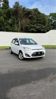 FORD-FIESTA-2012