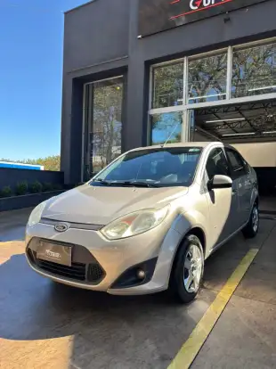 FORD-FIESTA-2013