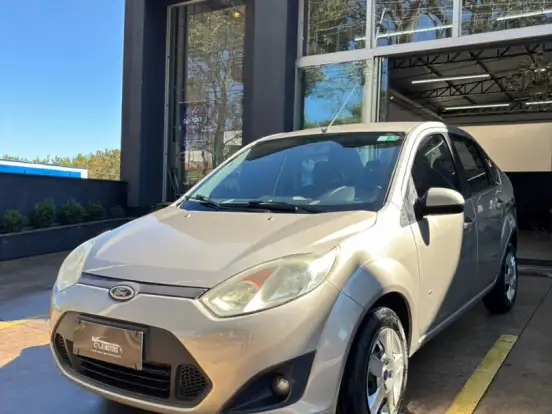 FORD-FIESTA-1.6 ROCAM SEDAN 8V FLEX 4P MANUAL FORD-FIESTA-2013