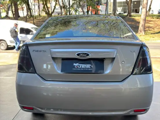 FORD-FIESTA-1.6 ROCAM SEDAN 8V FLEX 4P MANUAL FORD-FIESTA-2013