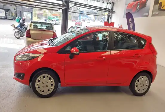 FORD-FIESTA-2016