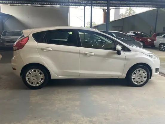 FORD-FIESTA-2016