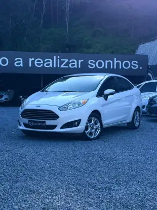 FORD-FIESTA-2013