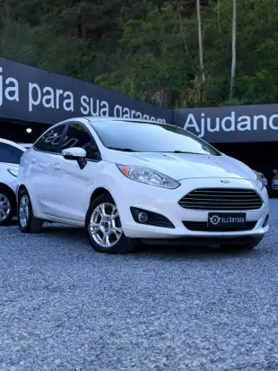 FORD-FIESTA-2013