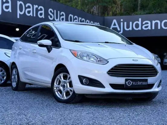 FORD-FIESTA-1.6 SE SEDAN 16V FLEX 4P POWERSHIFT FORD-FIESTA-2013