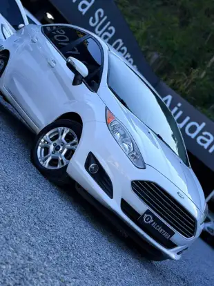 FORD-FIESTA-2013