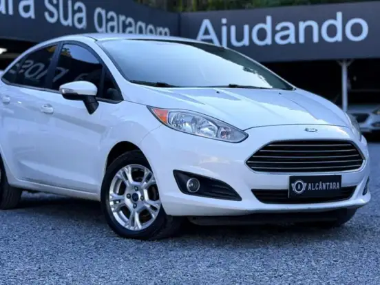 FORD-FIESTA-1.6 SE SEDAN 16V FLEX 4P POWERSHIFT FORD-FIESTA-2013