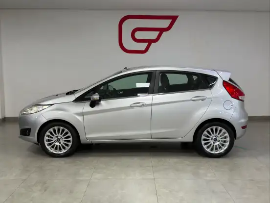 FORD-FIESTA-2014