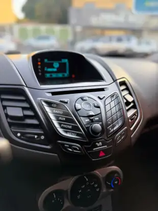 FORD-FIESTA-2019
