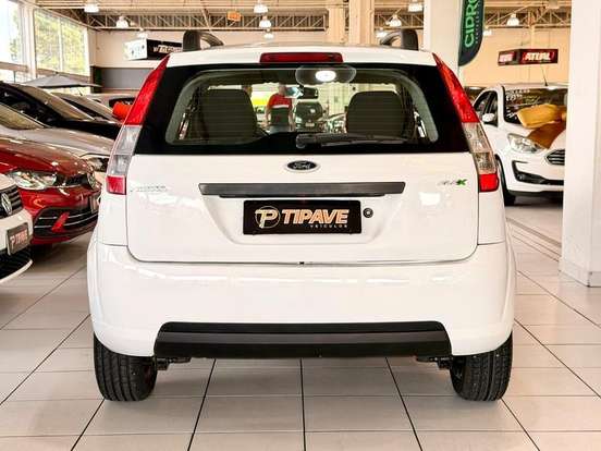 FORD-FIESTA-2009