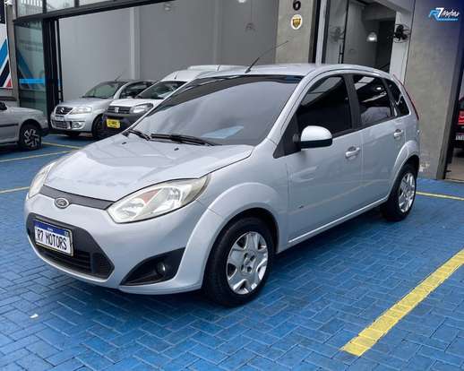 FORD-FIESTA-2013