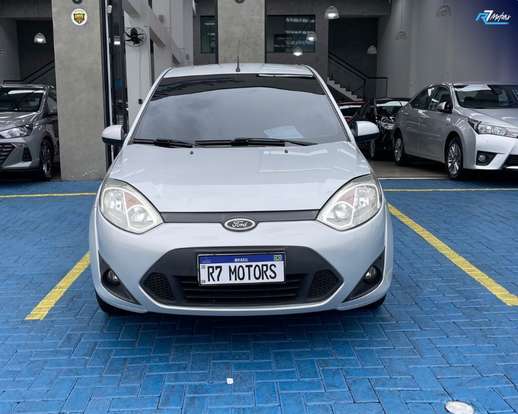 FORD-FIESTA-2013