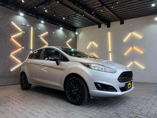 FORD-FIESTA-2017