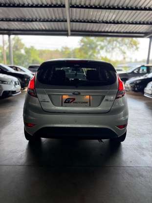 FORD-FIESTA-2014