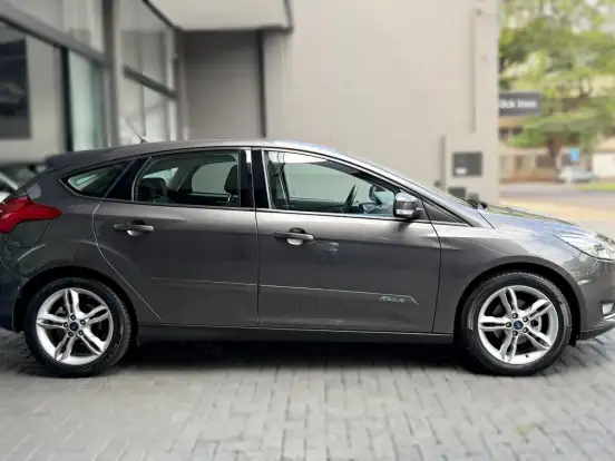 FORD-FOCUS-1.6 SE 16V FLEX 4P MANUAL FORD-FOCUS-2018