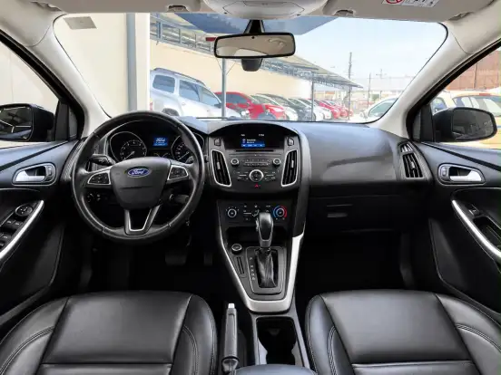 FORD-FOCUS-1.6 SE 16V FLEX 4P POWERSHIFT FORD-FOCUS-2017