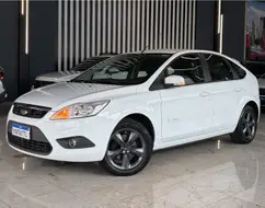 FORD FOCUS 1.6 GL 16V FLEX 4P MANUAL FORD FOCUS 1.6 GL 16V FLEX 4P MANUAL