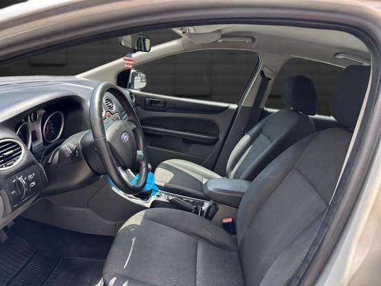 FORD-FOCUS-1.6 GLX 16V FLEX 4P MANUAL FORD-FOCUS-2013