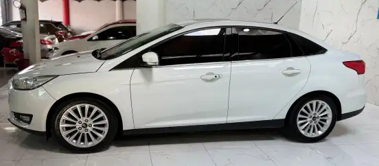 FORD-FOCUS-2016