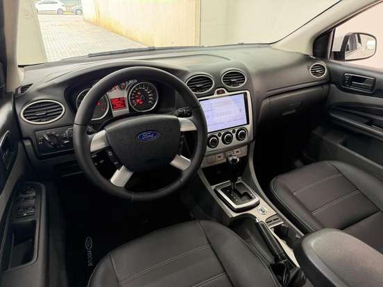 FORD-FOCUS-2013