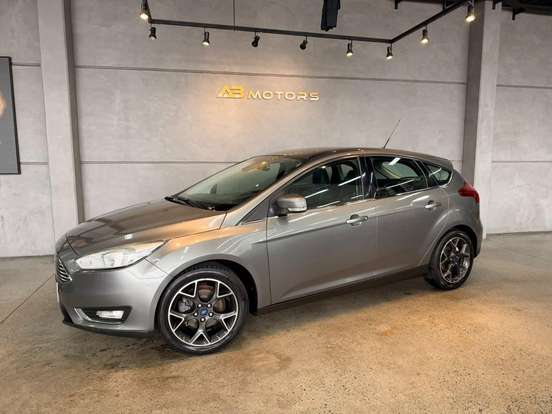 FORD-FOCUS-2015