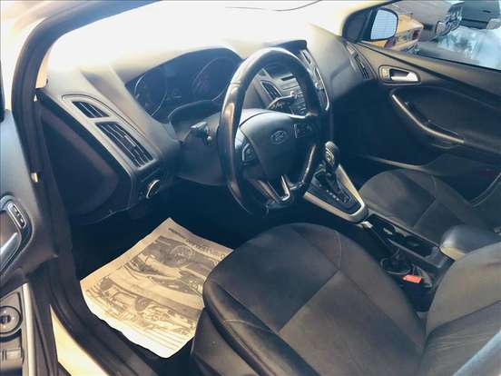 FORD-FOCUS-2017