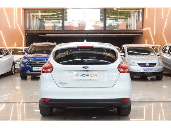 FORD-FOCUS-2.0 SE PLUS 16V FLEX 4P POWERSHIFT FORD-FOCUS-2017