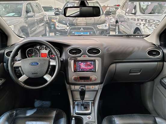FORD-FOCUS-2.0 TITANIUM 16V FLEX 4P POWERSHIFT FORD-FOCUS-2011