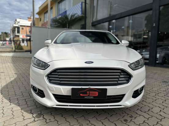 FORD-FUSION-2014