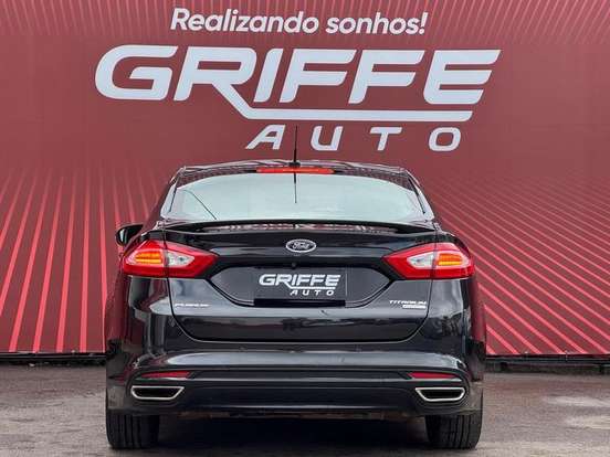 FORD-FUSION-2015